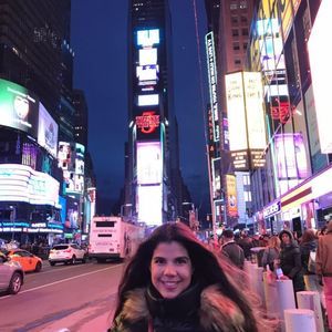 Meet your Posher, Ana maría